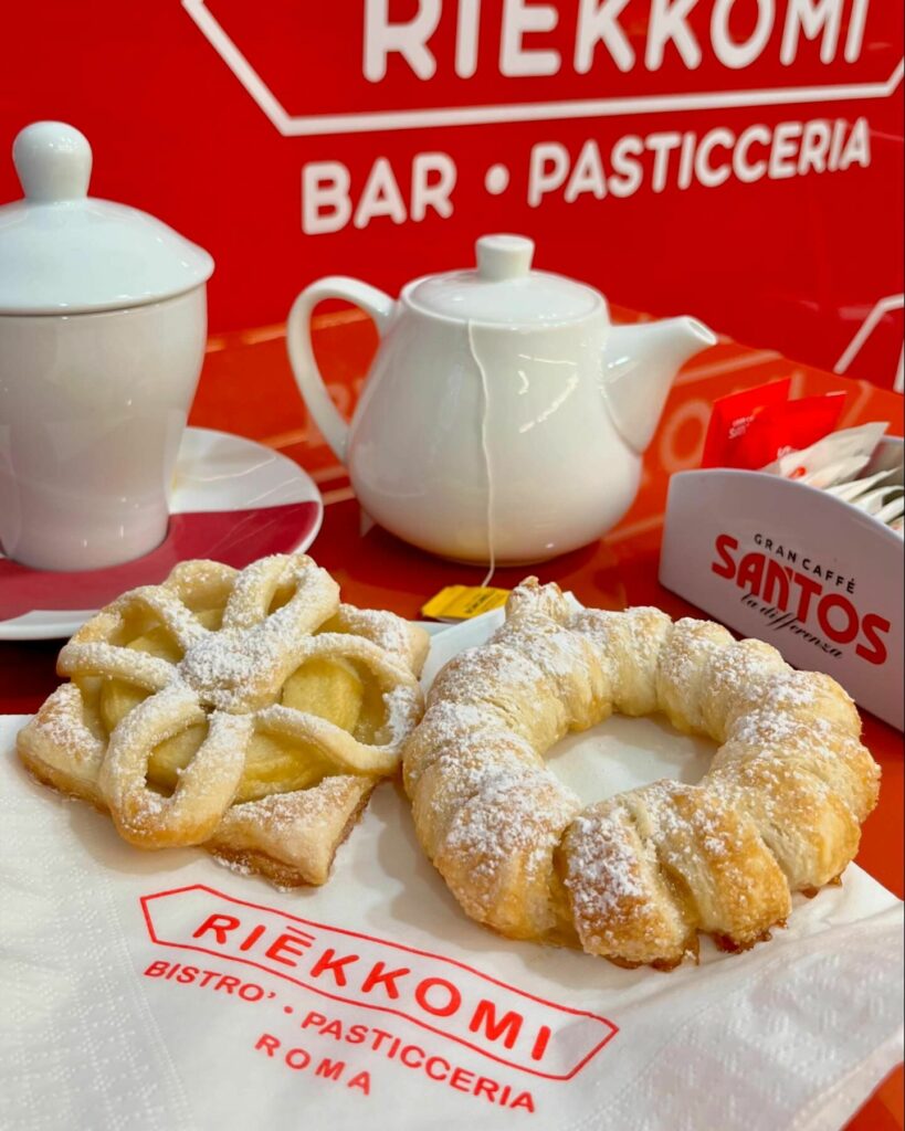 Bar pasticceria Rièkkomi Gianicolo a Roma - Sfoglie di mele in 2 tipologie